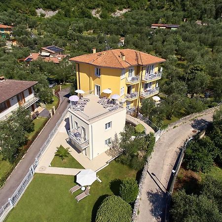 La Pervinca Apartments Malcesine Eksteriør billede