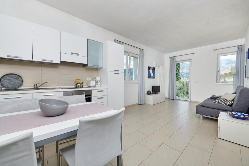 La Pervinca Apartments Malcesine Eksteriør billede